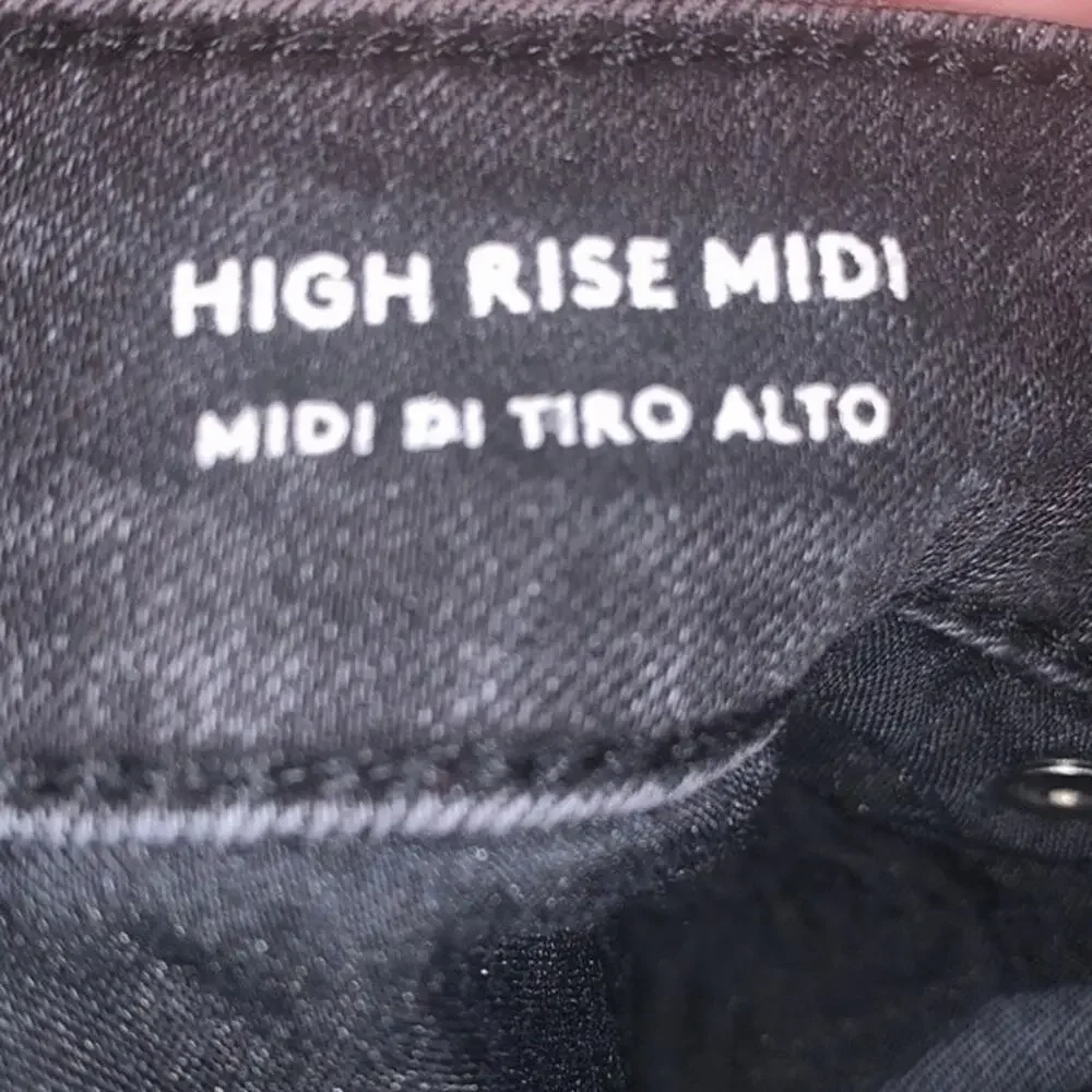 Universal Thread High Rise Midi Denim Shorts Black Size 2 - Picture 4 of 7